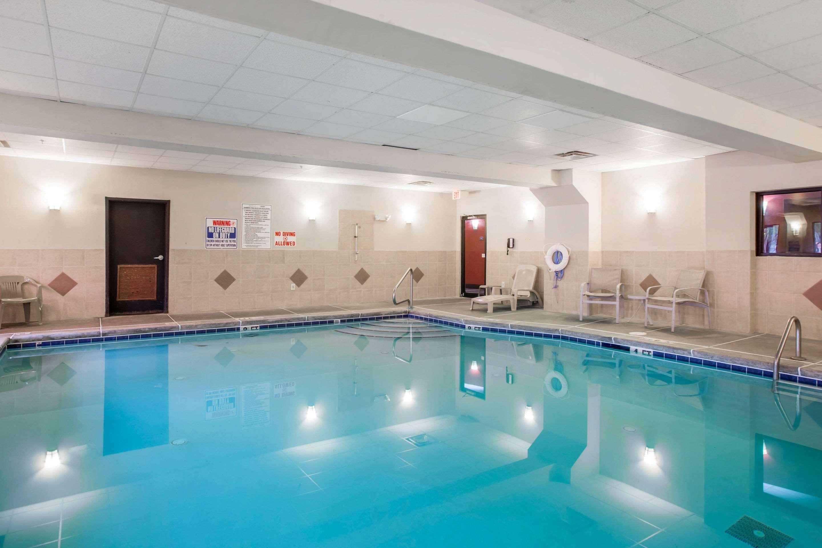 Comfort Suites Locust Grove Atlanta South Exterior foto